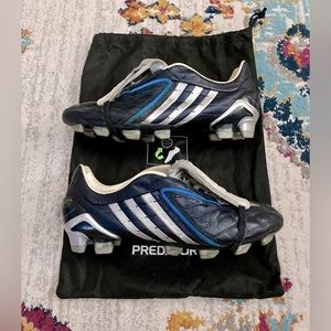 Adidas Blue Predator Soccer Cleats size 9.5 great condition, very rare!